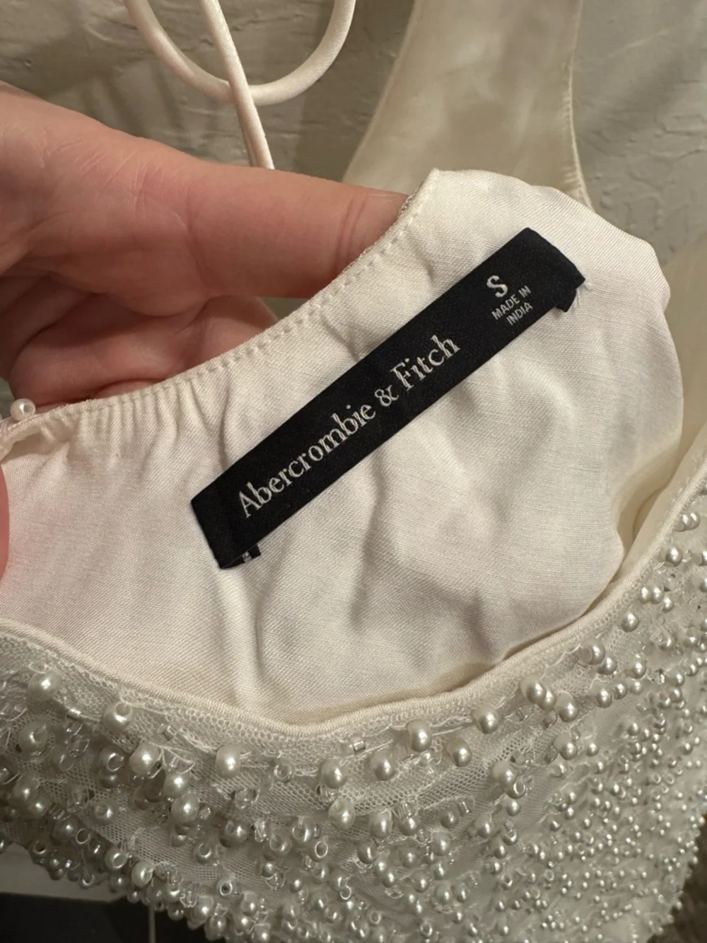 Abercrombie & Fitch Pearl Beaded White Dress - Picture 3 of 3